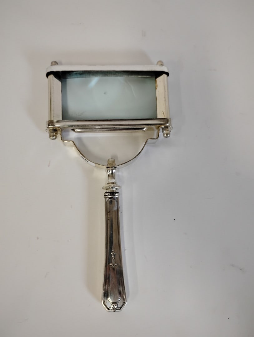 Sterling Handled Magnifying Glass: 9 1/2"L x 5"W
