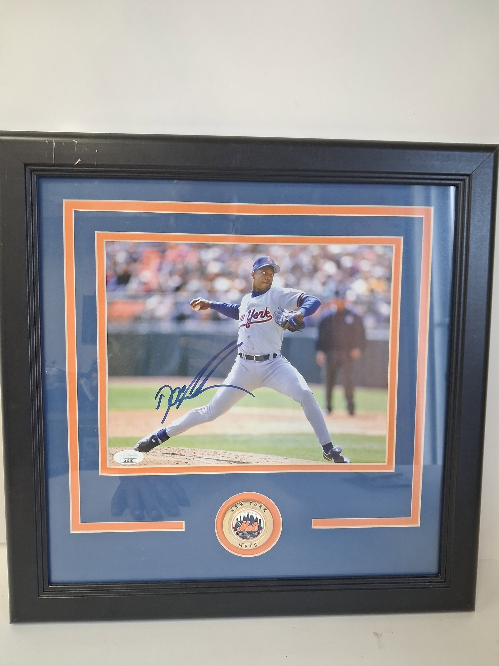 Dwight Gooden Autographed Photo. (1 of 2)
