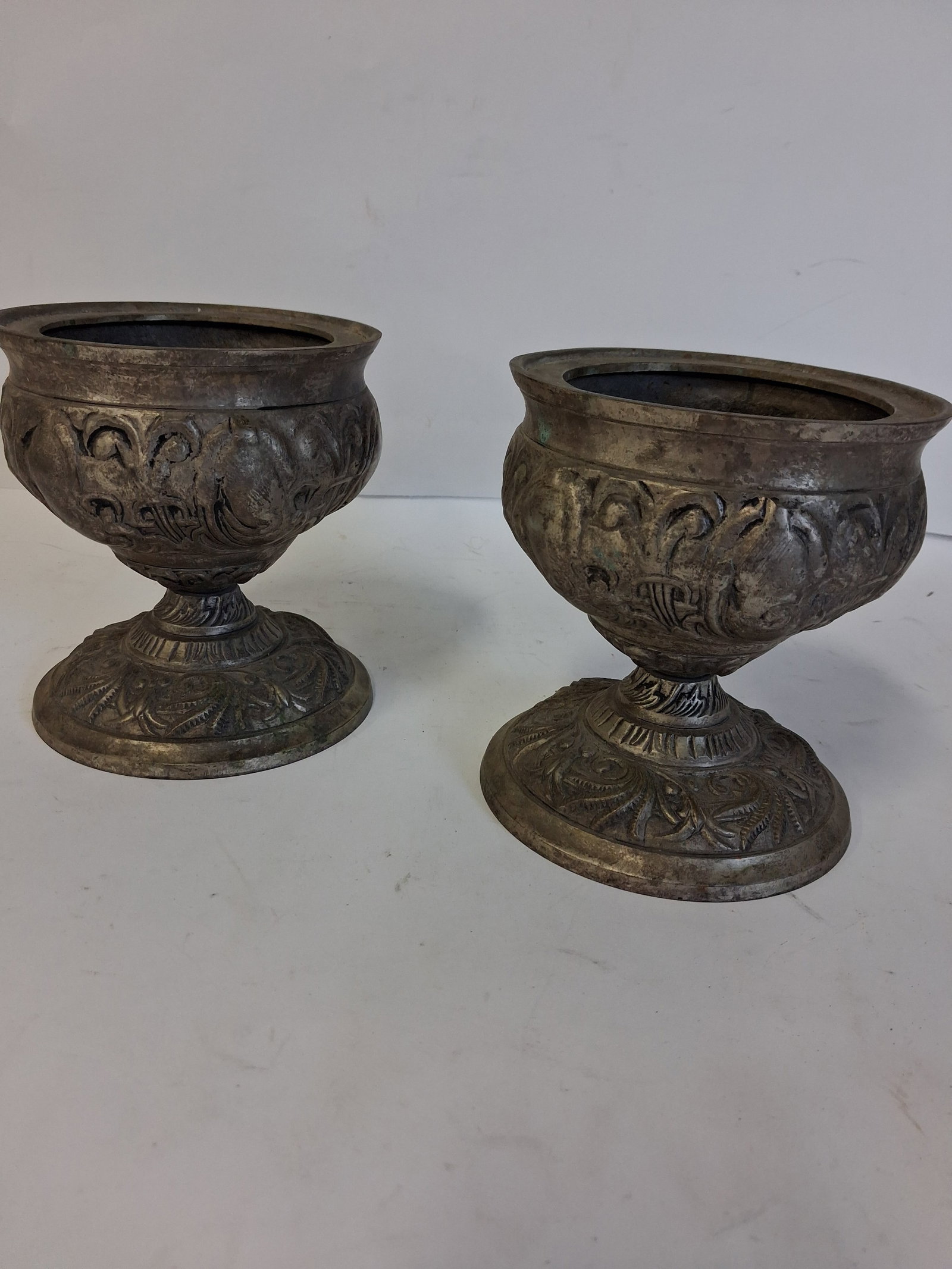 Pr. Antique Brass Planters: 6" x 5 1/4"W