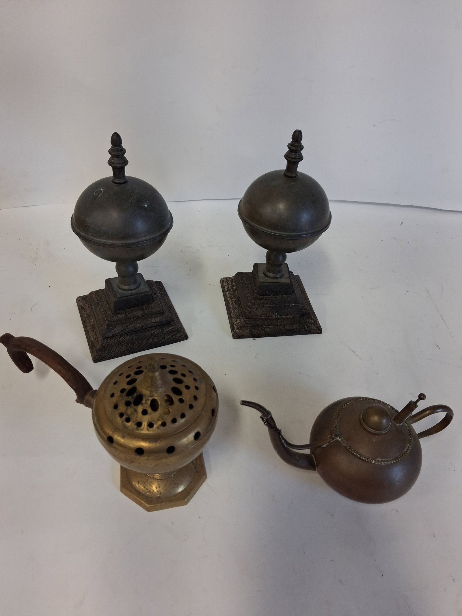 Collectors Lot of Antique Brass & Metal (4) (1 of 4)