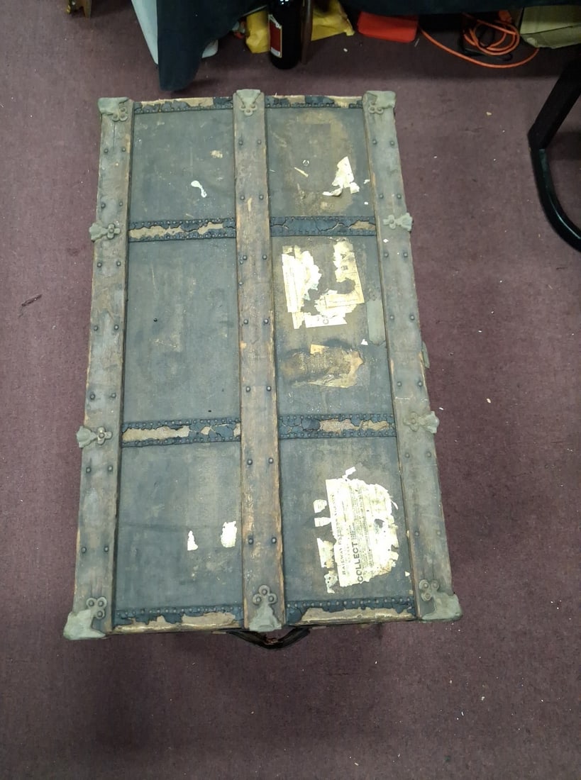 Antique VintageTrunk - 2