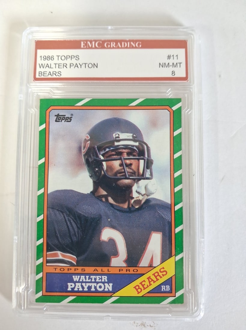 Walter Payton 1986 Topps #11: NM/MT 8