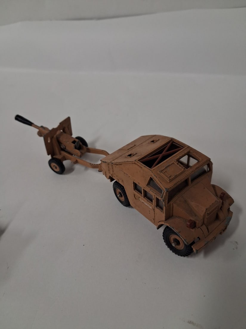 Vintage Metal War Toy (1 of 3)