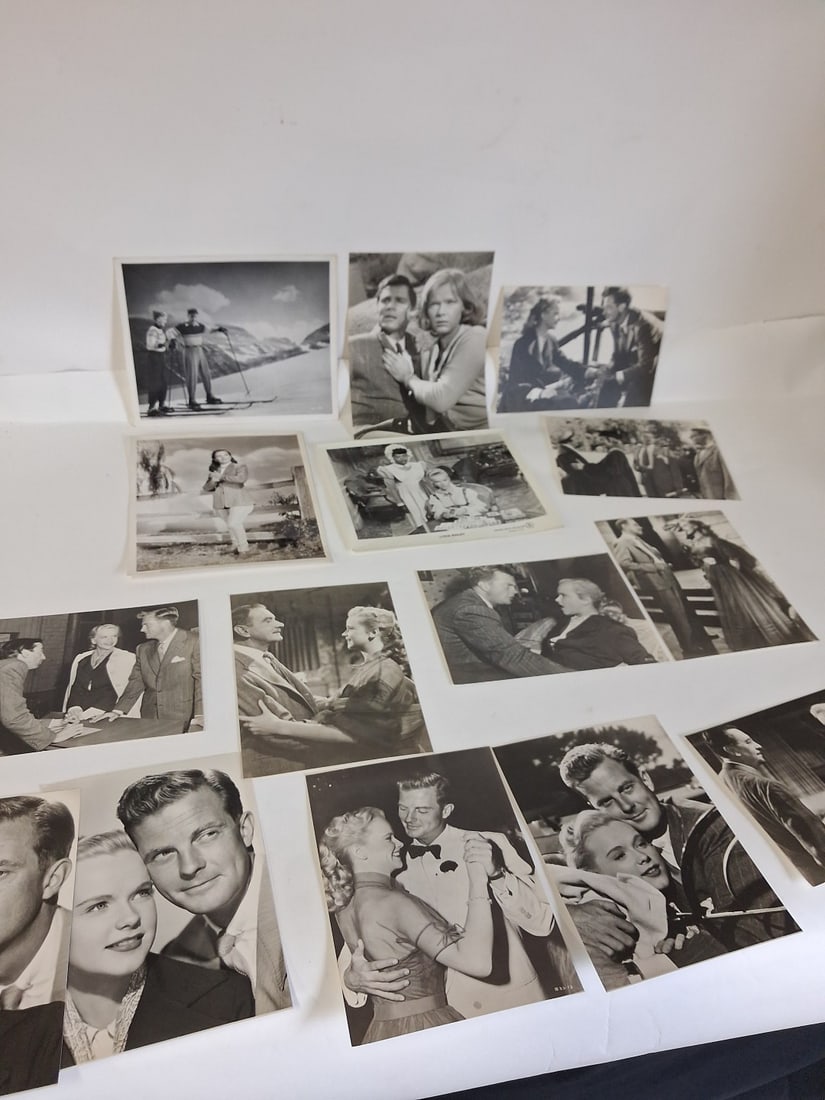 Large Lot of Movie Photos (45): Many of Frank Sinatra and others.