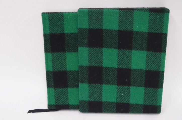 London. Call of the Wild: Jack London. Introduction by Pierre Burton. Illustrations by Henry Varnum. Poor. Printed for members of the Limited Editions club at the Ward Ritchie Press in Los Angeles, 1960. Copyright 1960. Green