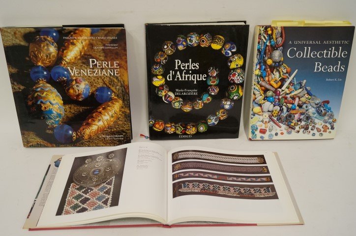 Four(4) Books: Collectible Beads and Beadwork: M. Stevenson. Southeast African Beadwork; R. Liu. A Universal Aesthetic: Collectible Beads; M. Delaroziere. Perles d"Afrique; Marascutto & Stainer. Perle Veneziane.