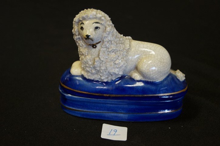 Fitz and Floyd Box: Staffordshire style. Marked F.F. 5"L 4 "H.