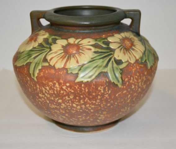 Roseville  Double Handled Vase (1 of 4)