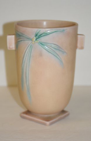 Roseville Vase -Dawn C. 1937 (1 of 5)