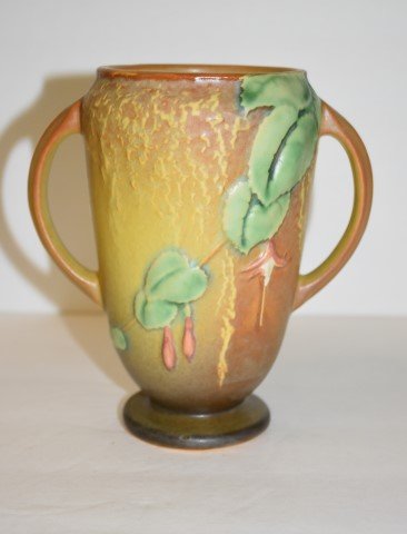 Roseville Double Handled Vase (1 of 5)