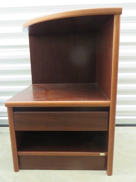 Danish Modern  End Table (1 of 3)