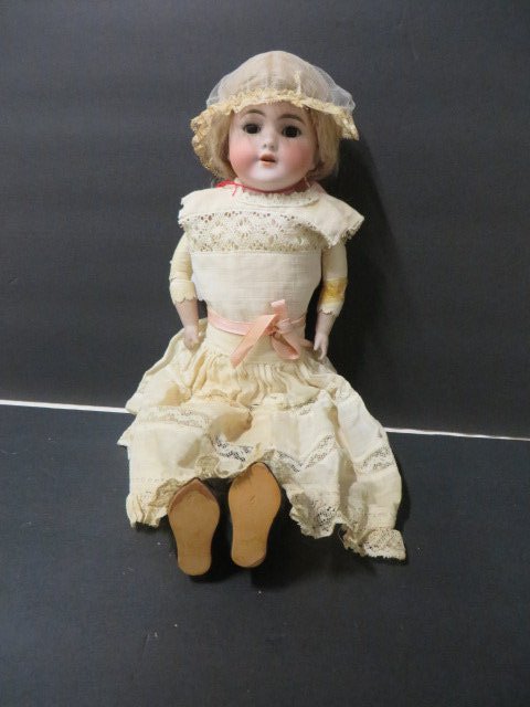 Simon and Halbig Bisque Head Doll (1 of 3)