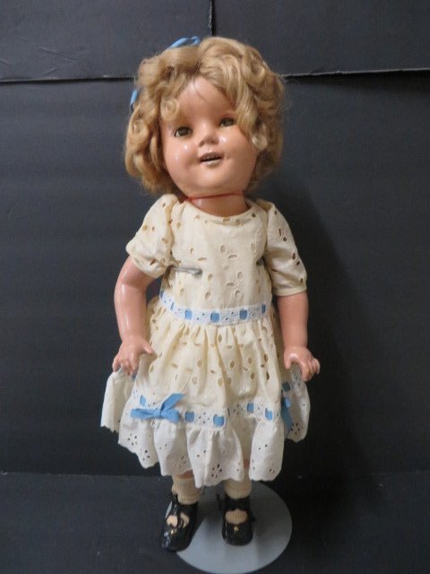 Ideal Shirley Temple Doll (1 of 3)