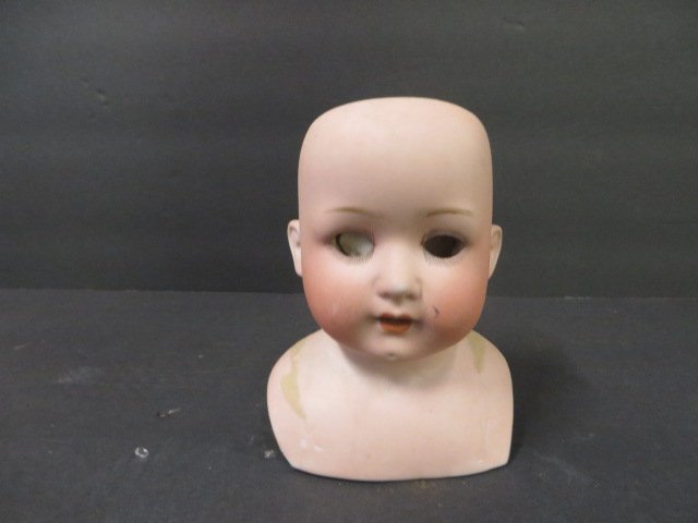 Heubach Koppelsdorf Doll Head (1 of 2)