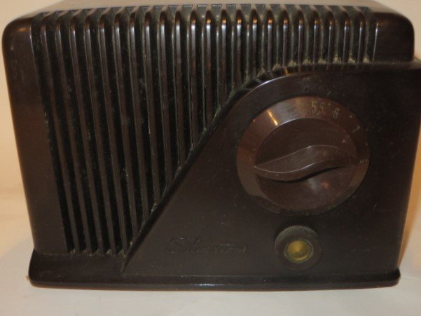 Silvertone Radio (1 of 2)