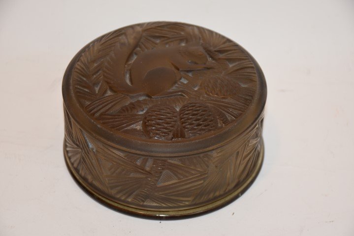 French Dresser Box Signed P.D'Avesn: High relief decorations of a squirrel in a wooded setting with acorns. 4 3/4"W. x 2"H.