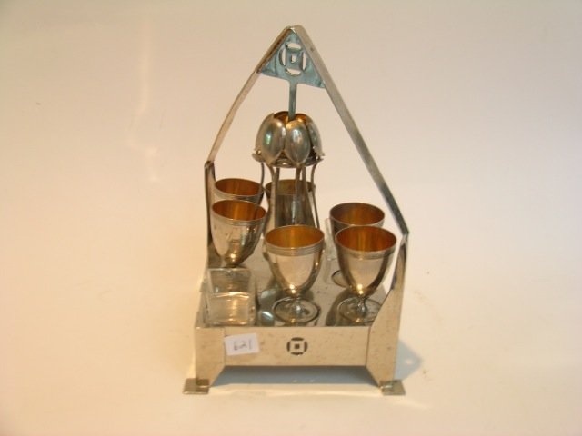 Art Deco Egg Service (1 of 5)