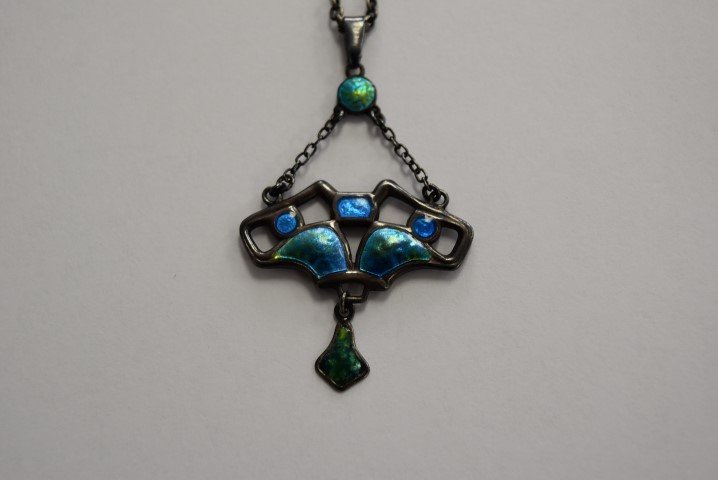 Artd and Crafts sterling silver necklace, three section (1 of 3)