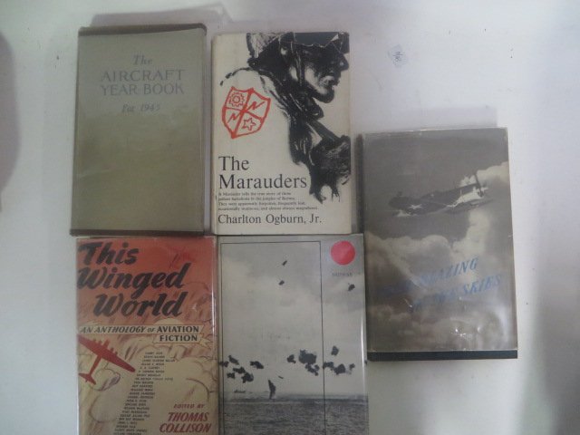 Aviation Books (5) (1 of 6)