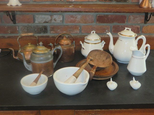 Collector's Lot of Kitchen Items (1 of 1)