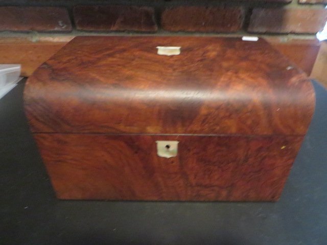 Burled Walnut Dresser Box, 19th C. (1 of 3)