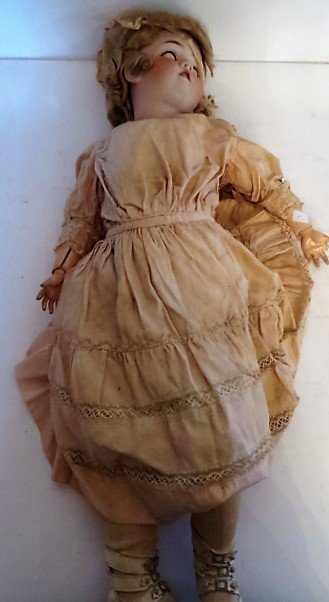 Handwerck Bisque Head German Doll (1 of 2)