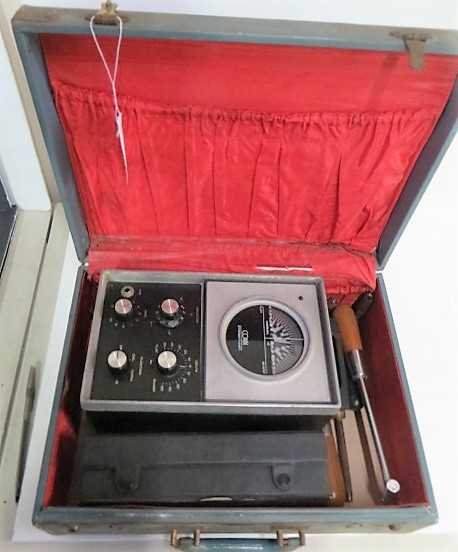 Conn Strobotuner. With Microphone & Case (1 of 1)