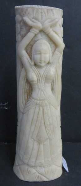 Antique Carved Ivory Handle (1 of 2)
