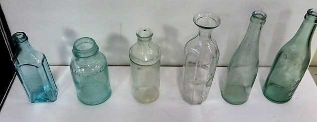 Antique Bottles Beer. Milk & Medicinals (19): A lot of nineteen antique bottles beer, , milk, medicinal, ink and others to include Fidrelio Brewing Co, New York; Watkins Warranted Flask (2) Each a different shape; Berlsjore Brewery Reg. Pittsfiel