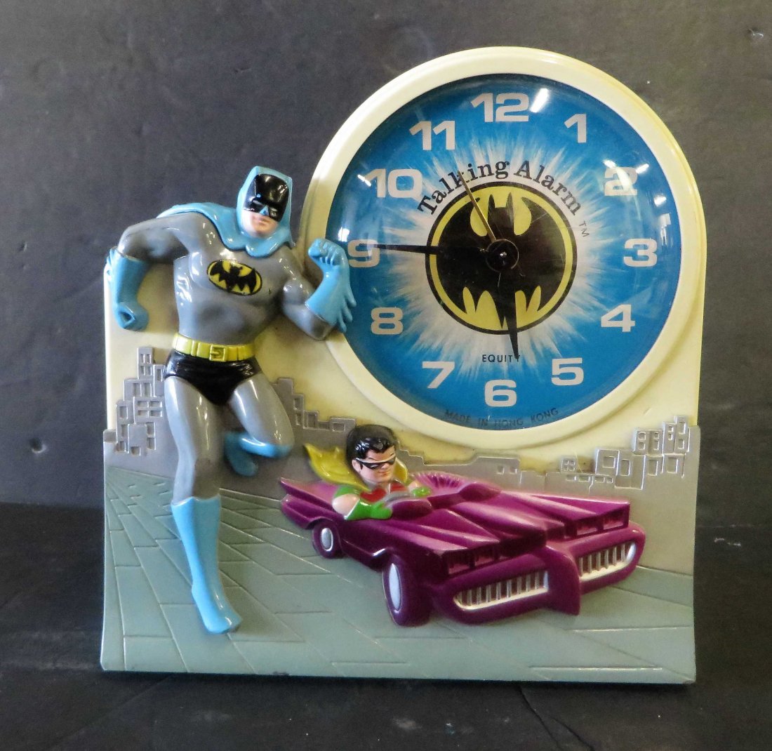 Batman Battery Operated Clock (1 of 2)