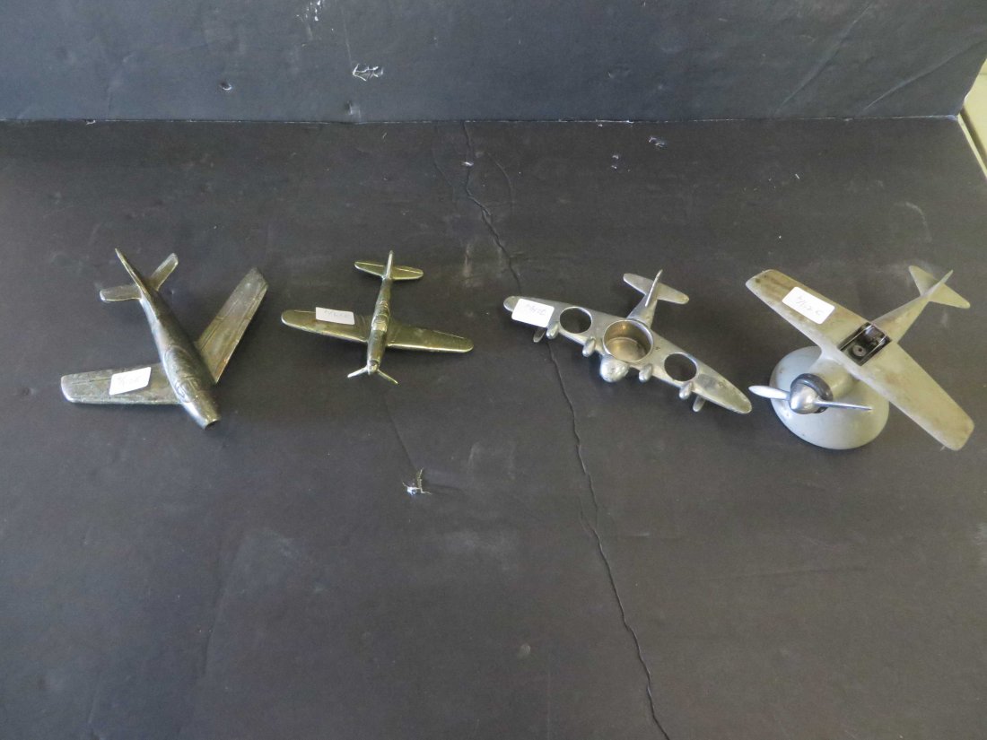 Collectible Airplane Lot. (4) (1 of 3)