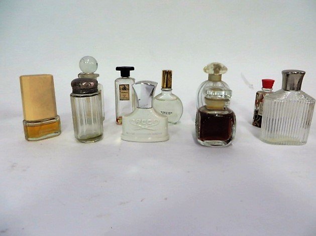 Vintage Perfume Bottles & Colognes (10) (1 of 2)