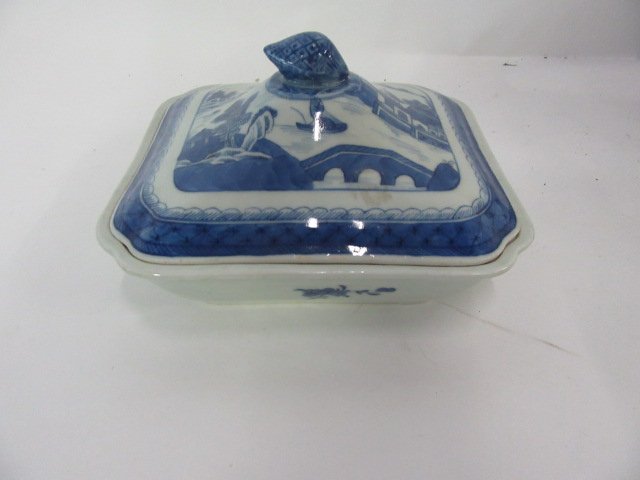 Chinese Canton Covered Vegetable Dish (1 of 2)