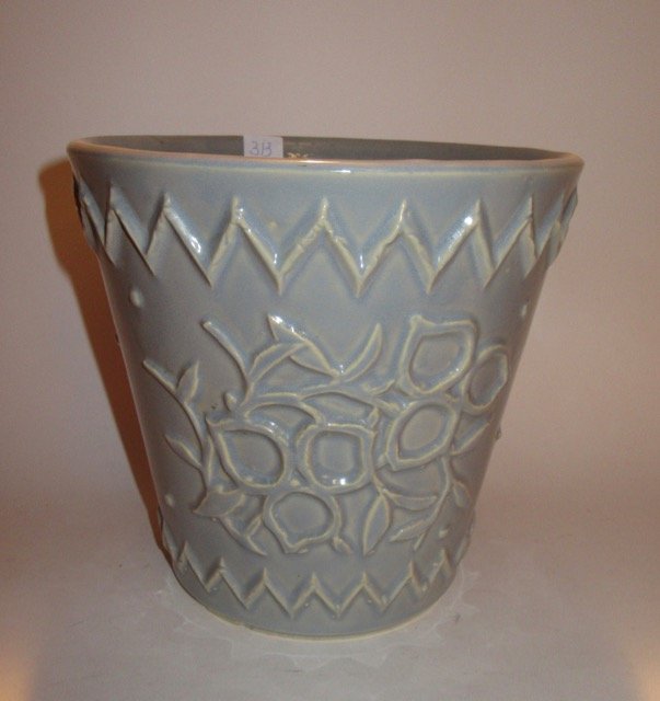 McCoy Flower Pot. C. 1936 (1 of 5)