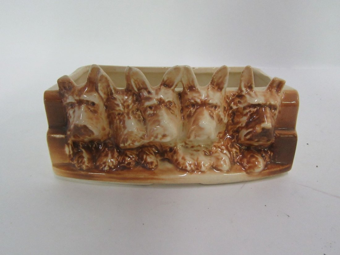 McCoy Dog Planter (1 of 2)