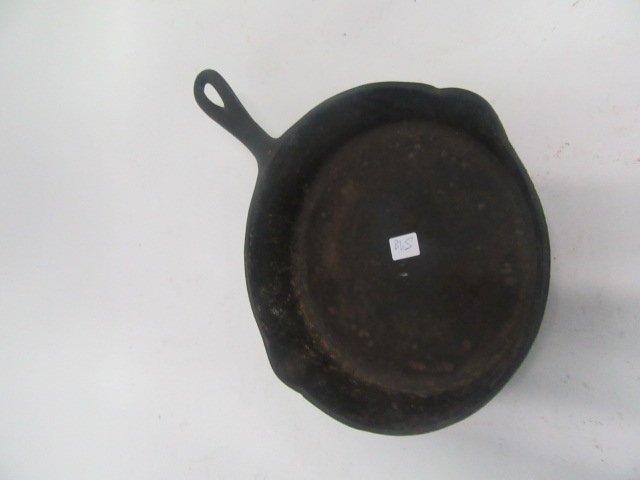 Cast Iron Skillet (1 of 2)