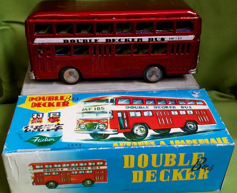 Tin Litho Autobus BIG Double Decker Friction Powered (1 of 7)