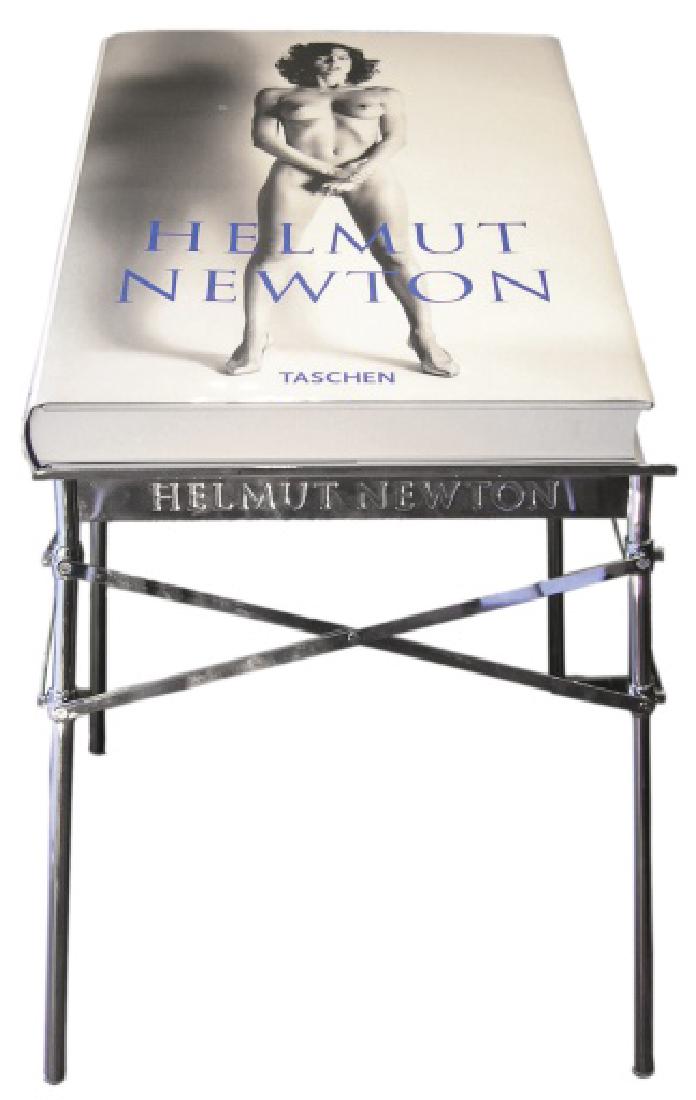 δ Helmut Newton (1920-2004)  Sumo (1 of 1)