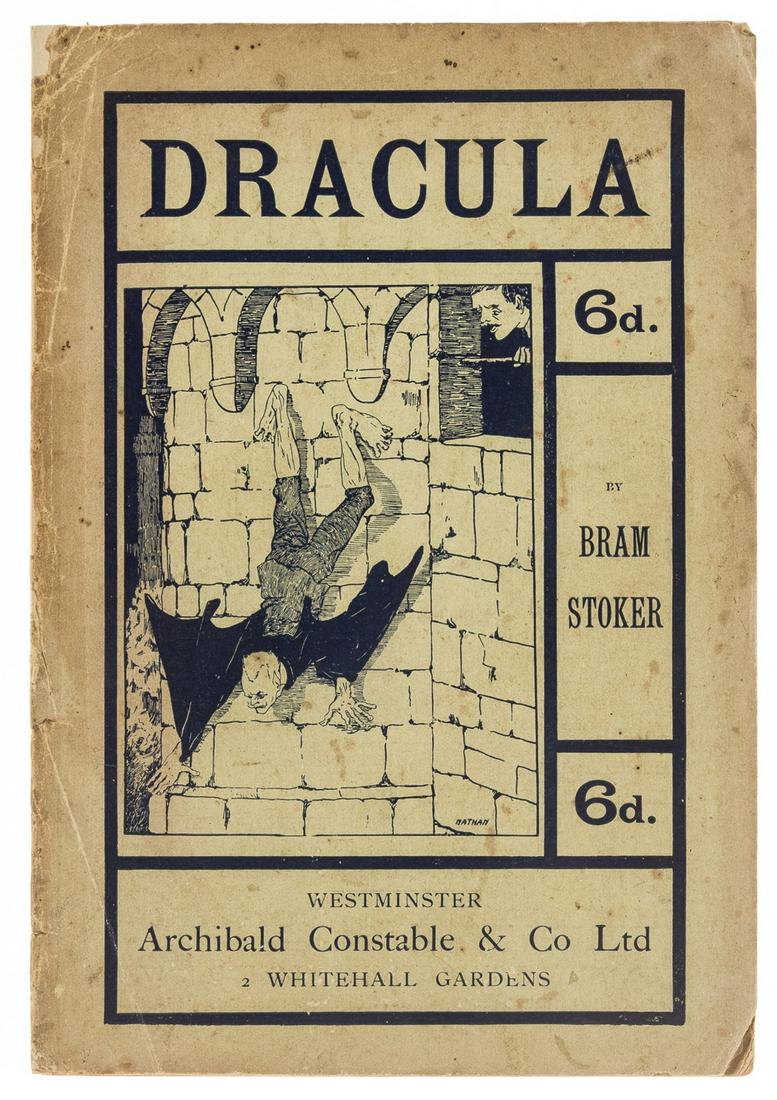 Stoker (Bram) Dracula, first abridged paperback (1 of 1)