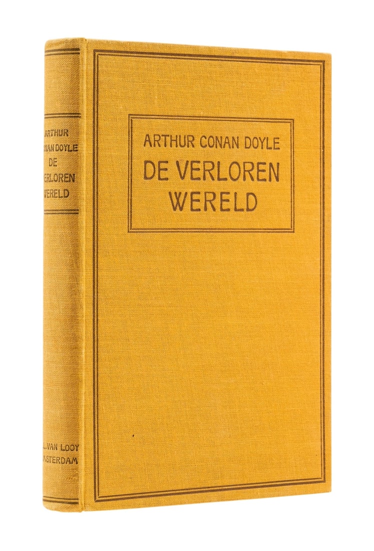 Doyle (Sir Arthur Conan) The Lost World, first Dutch edition, 1925.: NO RESERVE Doyle (Sir Arthur Conan) The Lost World, first Dutch edition, bookplate and bookseller's sticker to endpapers, light marginal toning, original cloth, spine lightly faded, still excellent ov