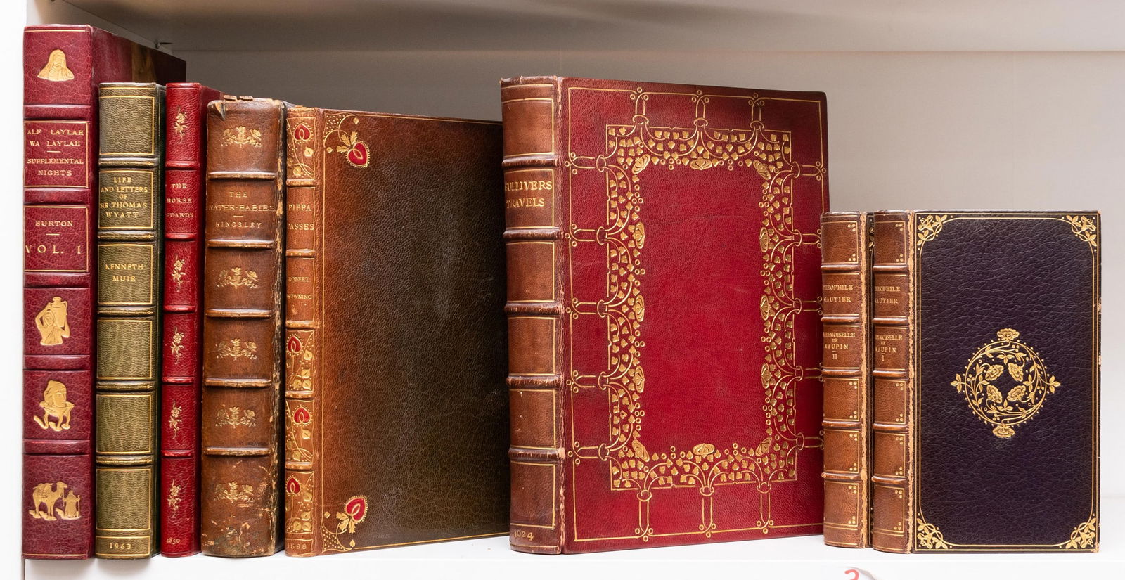 Swift (Jonathan) Gulliver's Travels, illustrations by Arthur Rackham, contemporary red panelled: Swift (Jonathan) Gulliver's Travels, colour plates and illustrations by Arthur Rackham, pencil ownership inscription to front free endpaper, occasional light soil