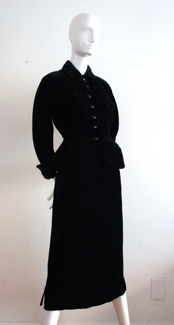 Meyer Jonasson Co. Velvet New Look Suit, late 1940's (1 of 4)