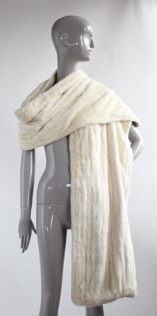 Benn Mandel New York White Ermine Fur Stole, ca. 1950's (1 of 4)