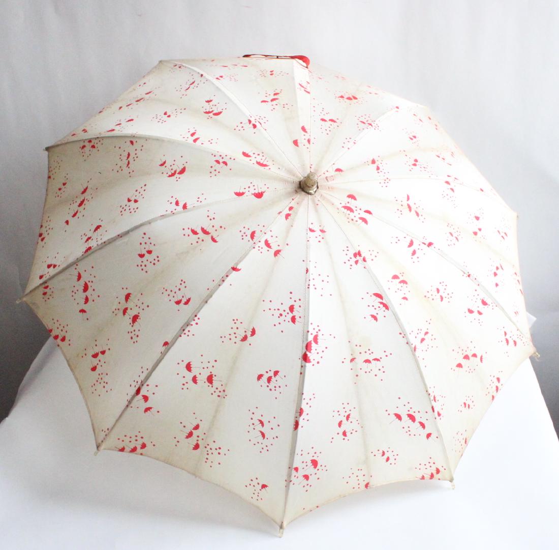 Lucite Handled Parasol 1930s-60s (1 of 2)