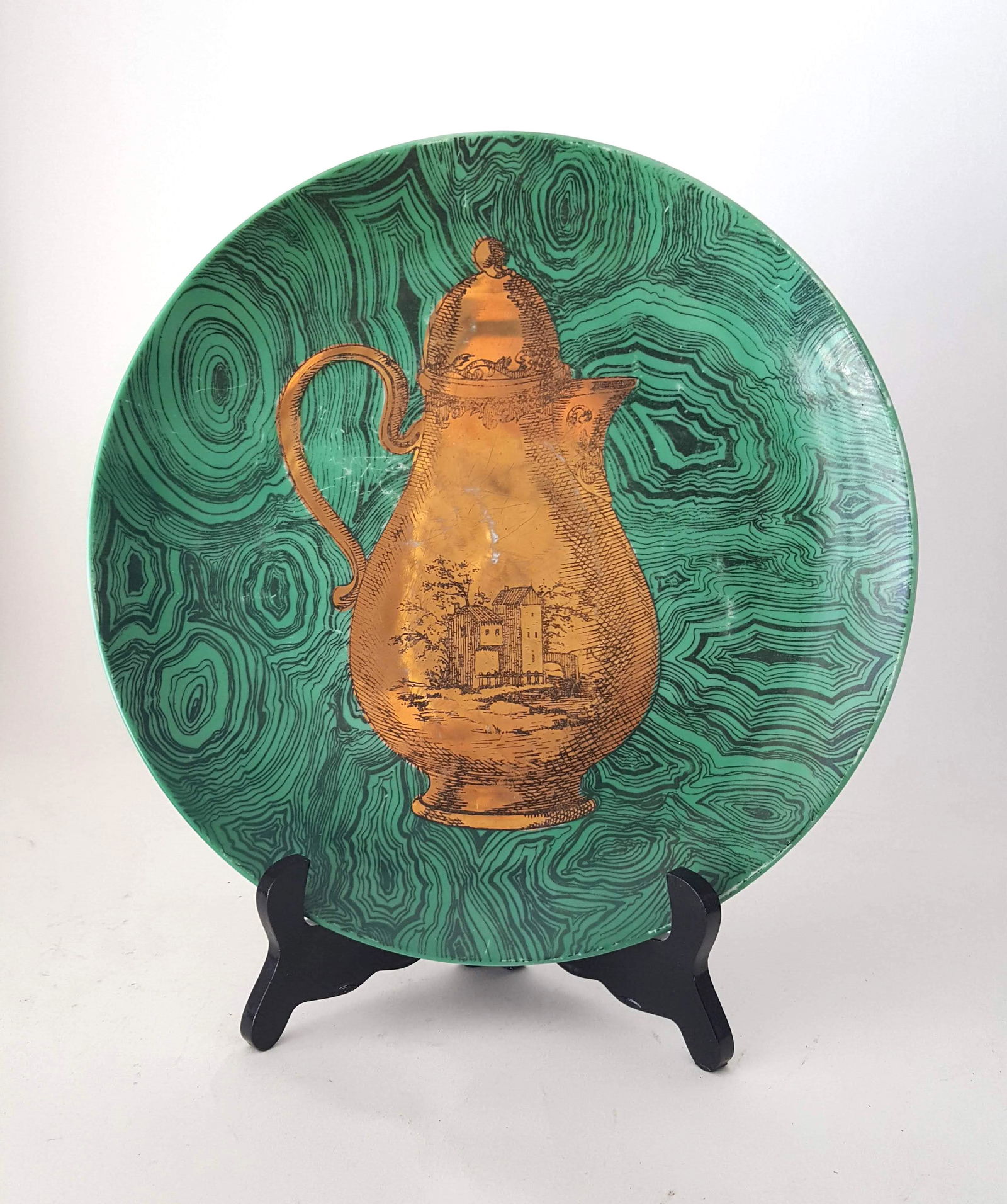 Fornasetti Stovoglie #11 Gold & Green Plate, 1955: Fornasetti Stovoglie #11 Gold & Green Porcelain Plate, 1955. d. 10". Made in Italy.