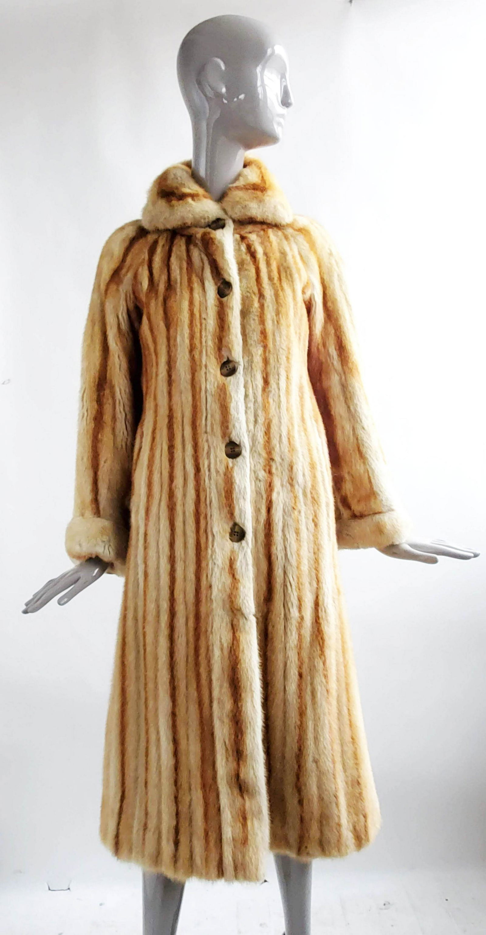Mink Fur Coat, ca. 1950s: Mink Fur Coat, ca. 1950s