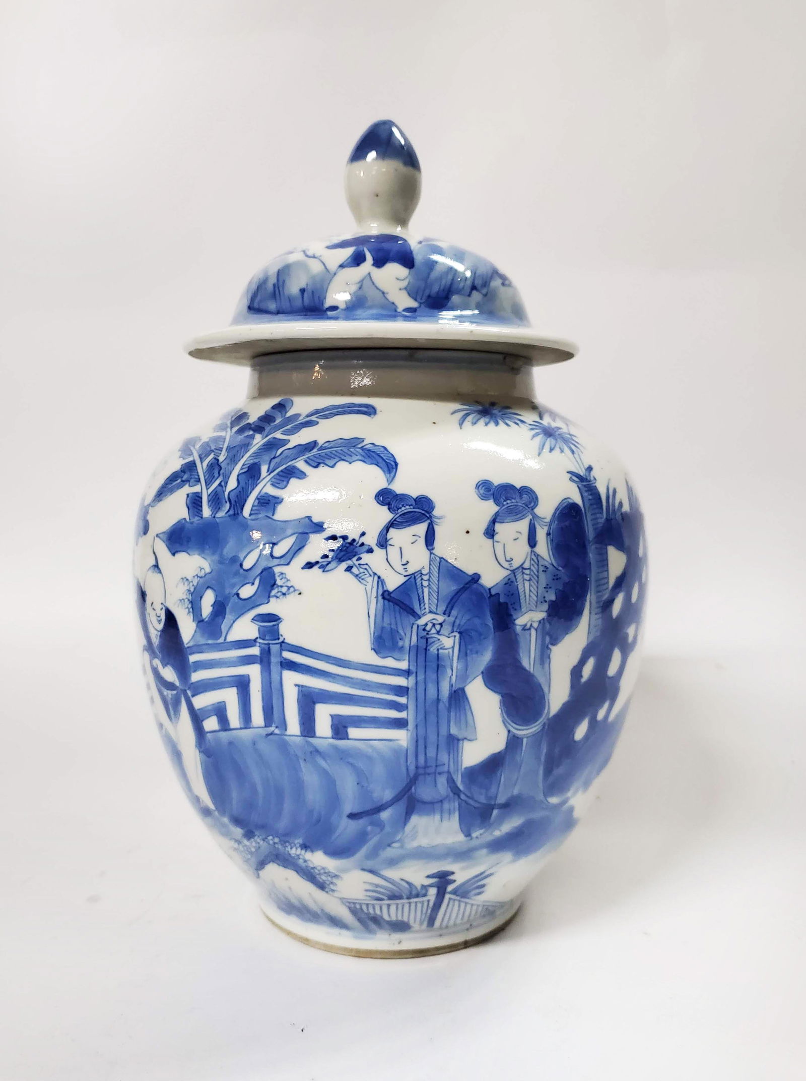 Antique Chinese Blue & White Porcelain Jar: Antique Chinese Blue & White Porcelain Jar with four character mark. H. 10in.