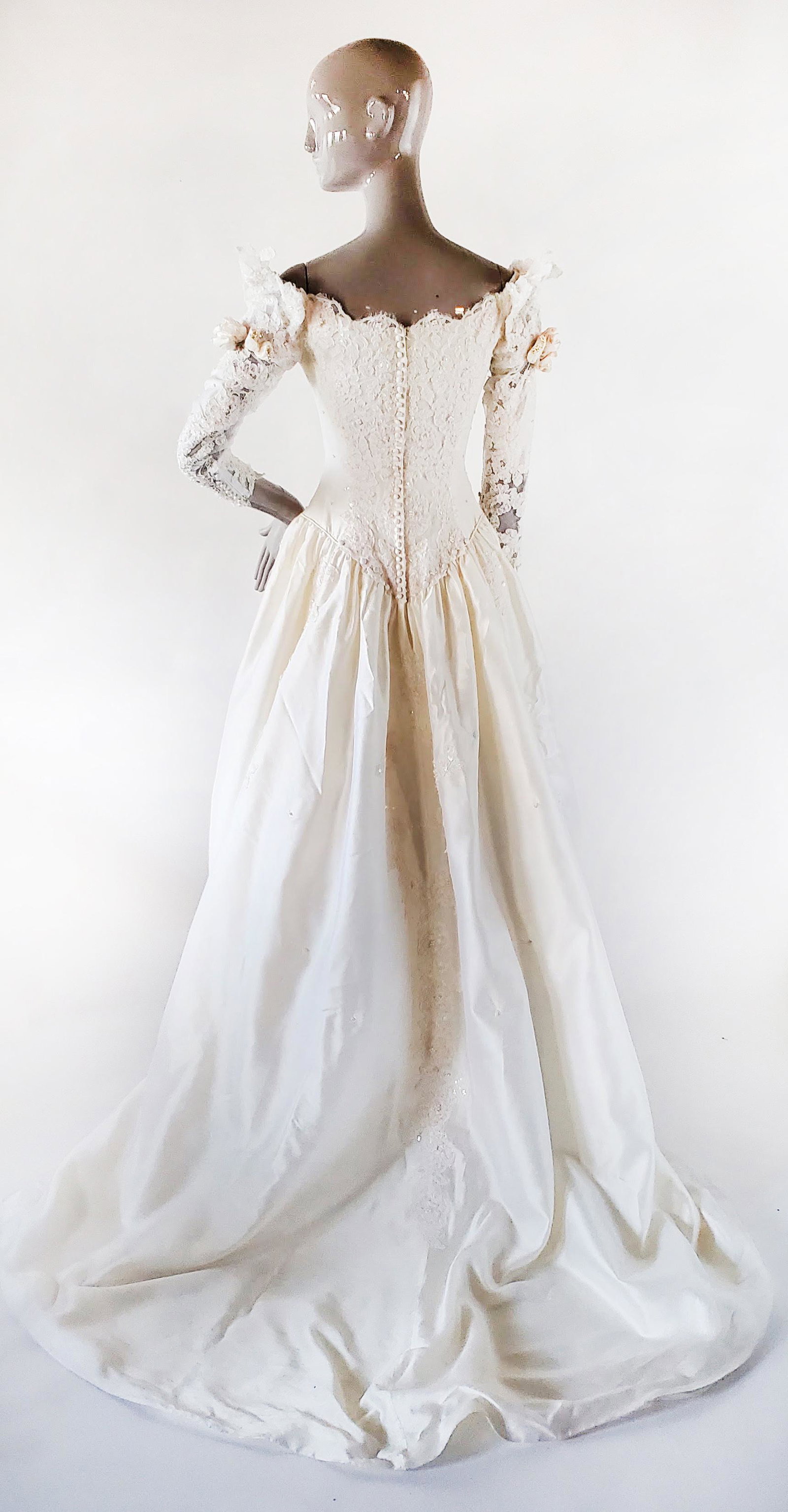 Priscilla of Boston Wedding Dress, ca. 1980s (1 of 5)
