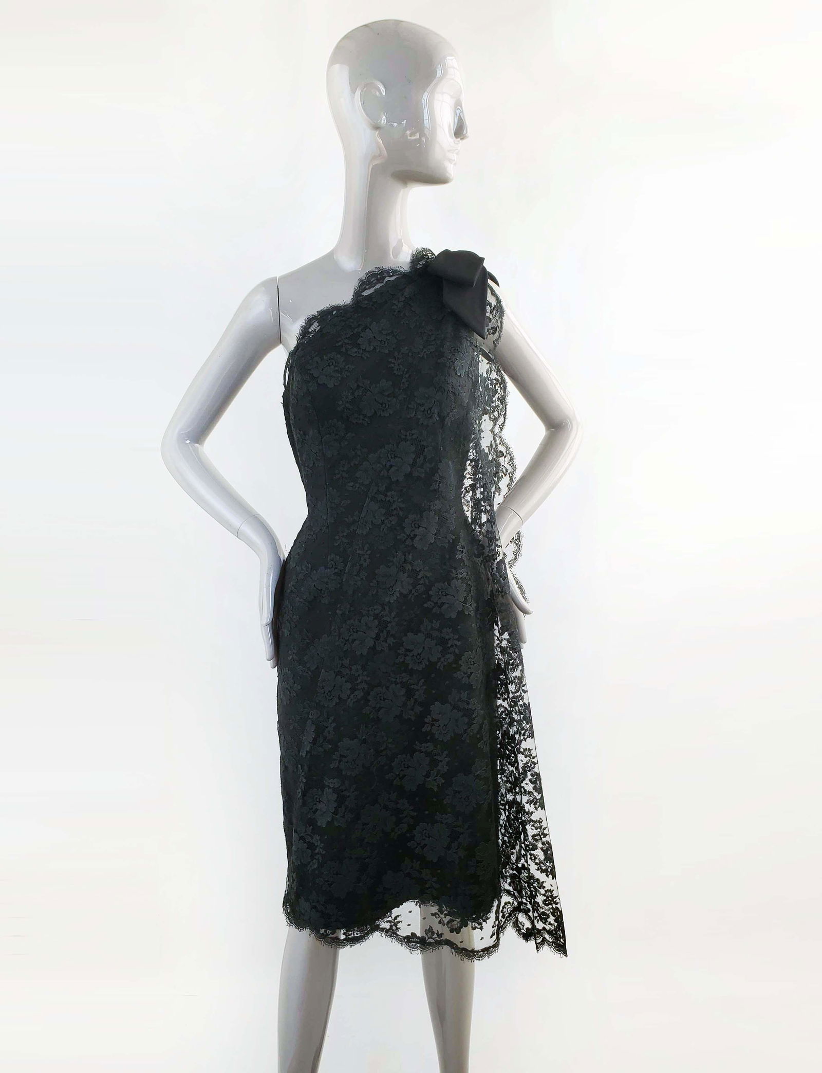 Oscar de La Renta Black Lace Dress, 1960s (1 of 8)