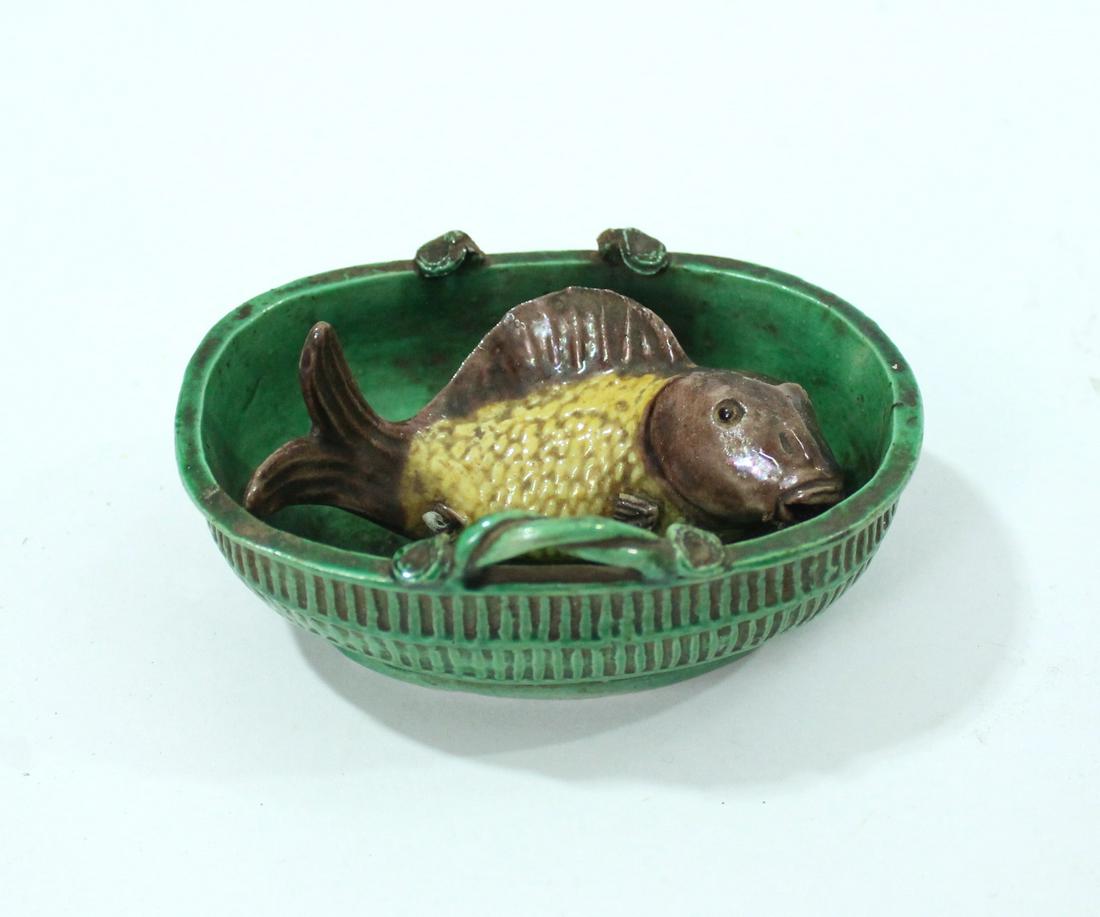 Antique Chinese Sancai Glazed Fish in Basket (1 of 4)